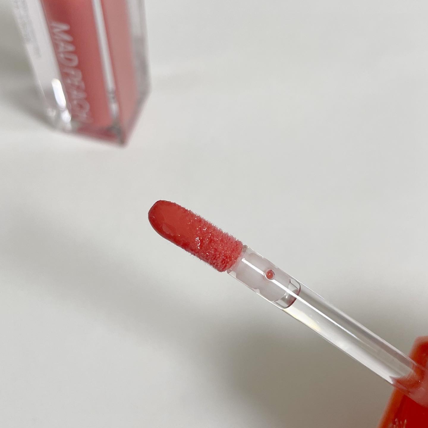 マッドピーチグロウフィットムードグロス/MAD PEACH/リップグロスを使ったクチコミ（2枚目）