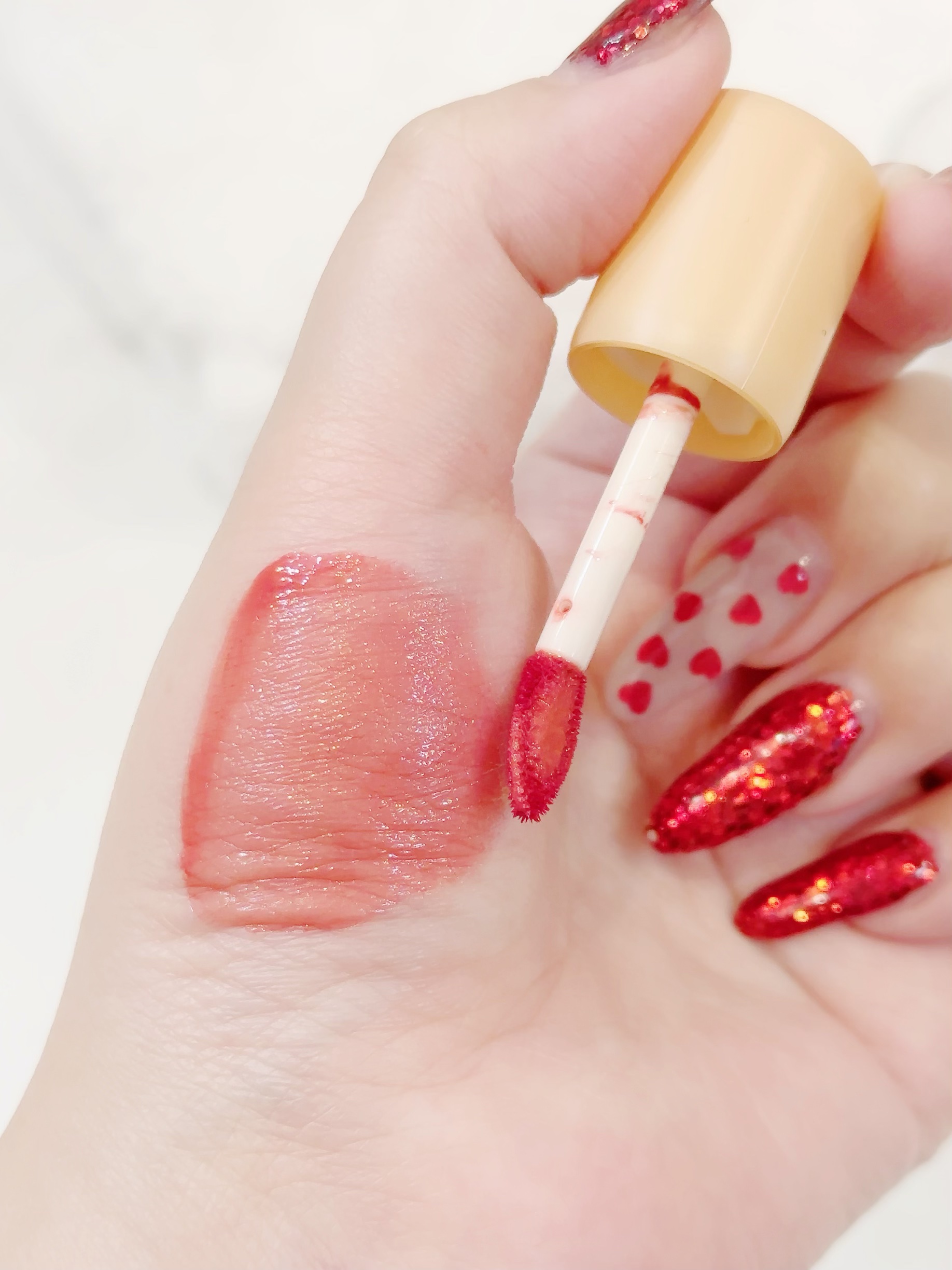 フルーティーグラムティント 101 ジョイフル/Laka/リップティントを使ったクチコミ（2枚目）