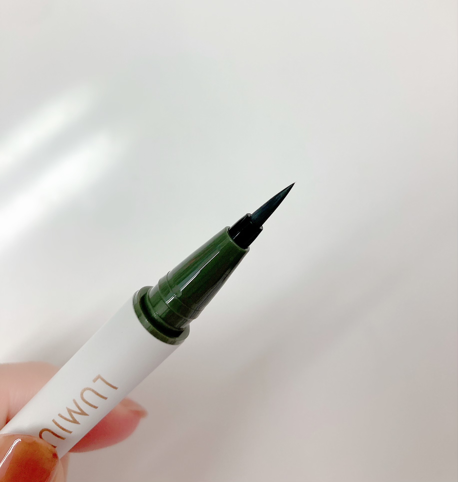 ベルベットライナー/LUMIURGLAS/リキッドアイライナーを使ったクチコミ（2枚目）