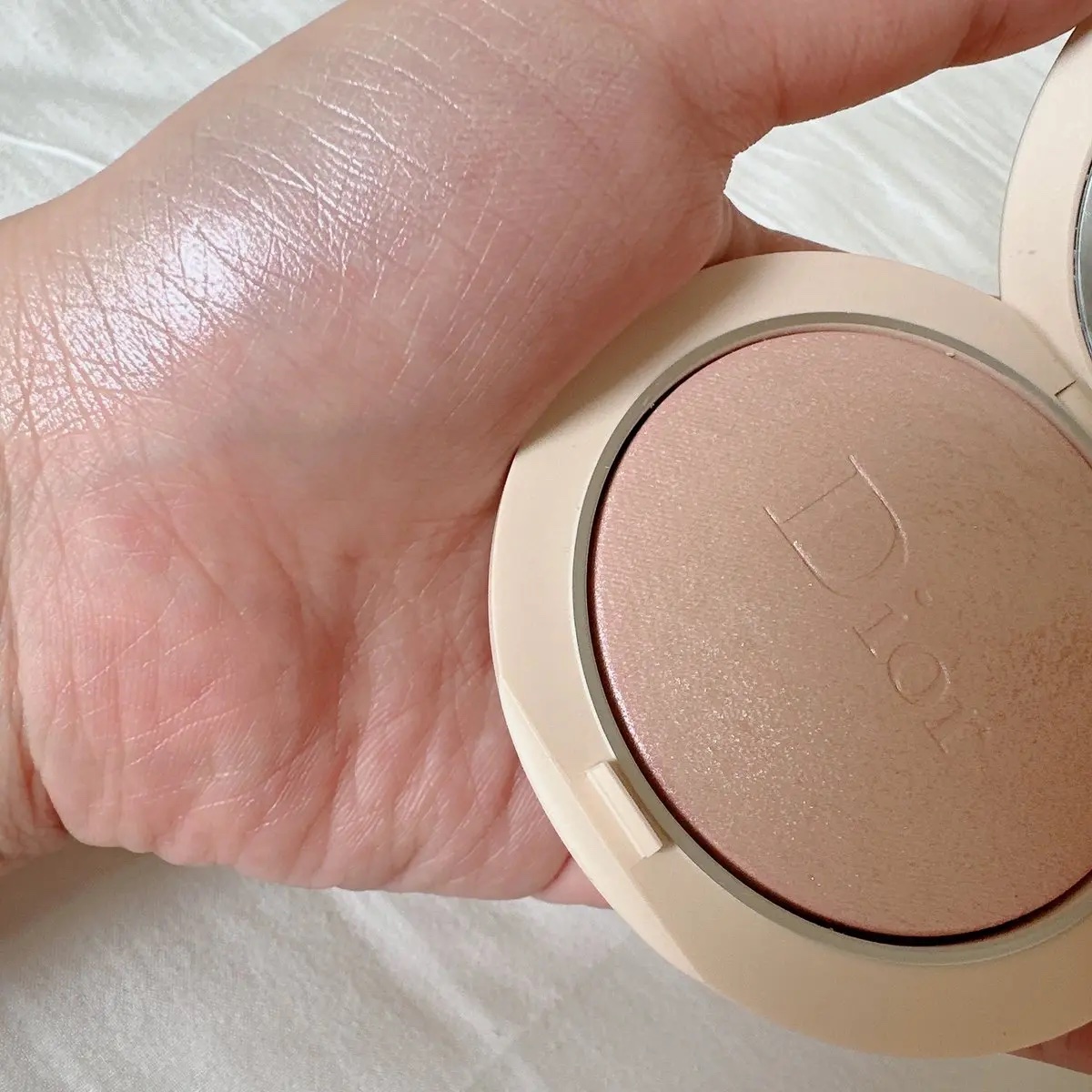 ディオールスキン フォーエヴァー クチュール ルミナイザー/Dior/プレストパウダーを使ったクチコミ（1枚目）