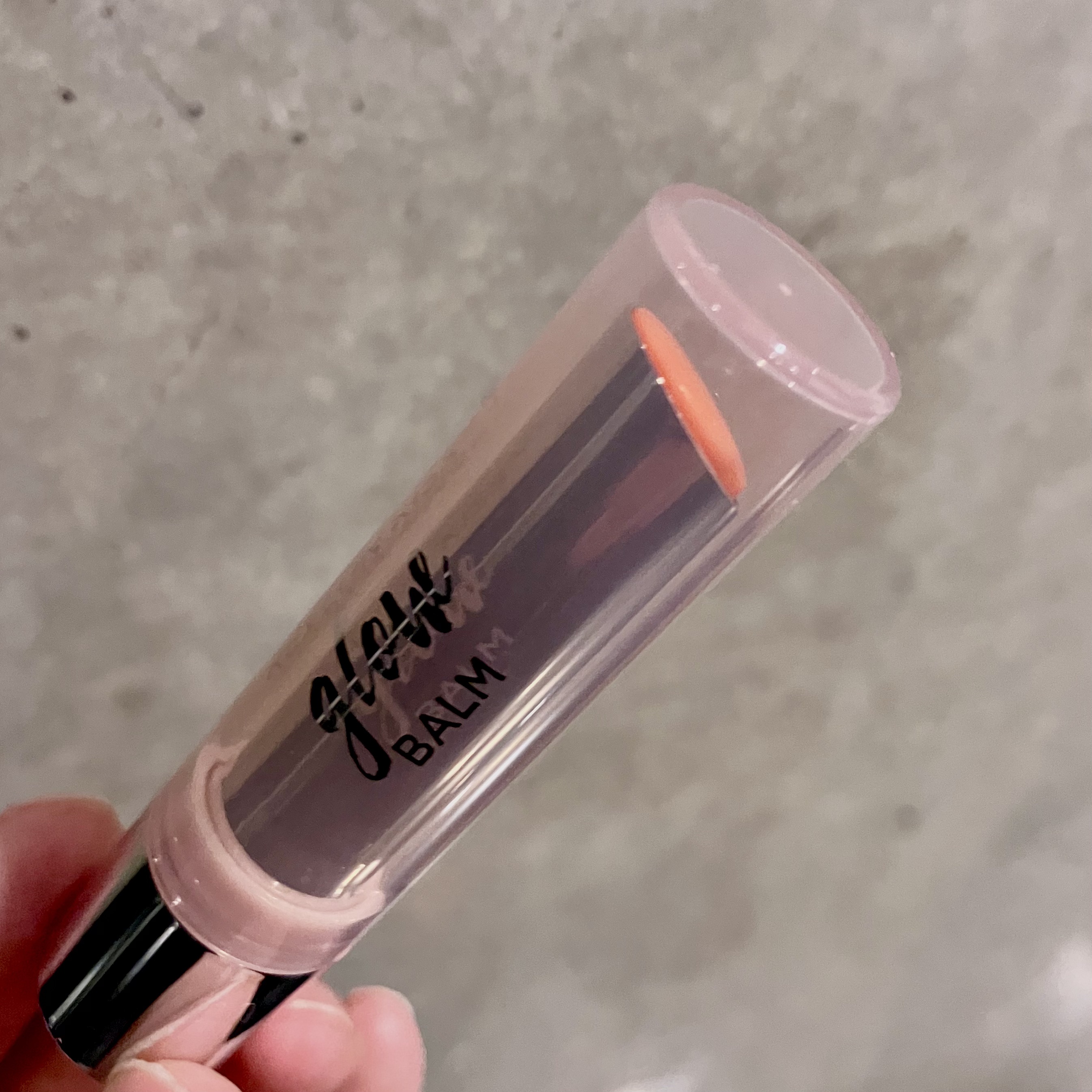 レブロン キス グロウ バーム N/REVLON/口紅を使ったクチコミ（1枚目）