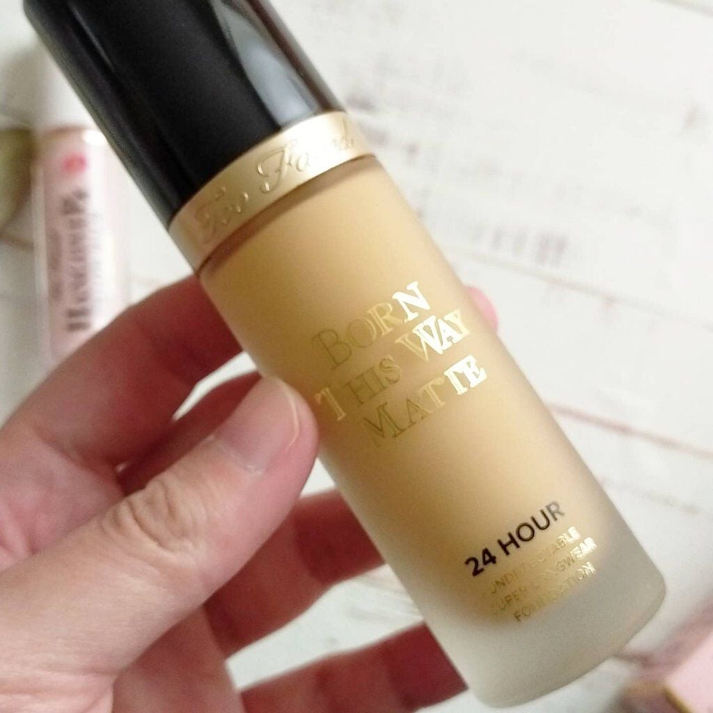 ボーン ディス ウェイ アンディテクタブル 24H マット ファンデーション/Too Faced/リキッドファンデーションを使ったクチコミ(2枚目)