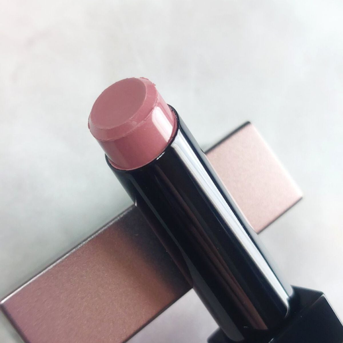 アライジングスピリットリップグロー/THREE/口紅を使ったクチコミ(3枚目)