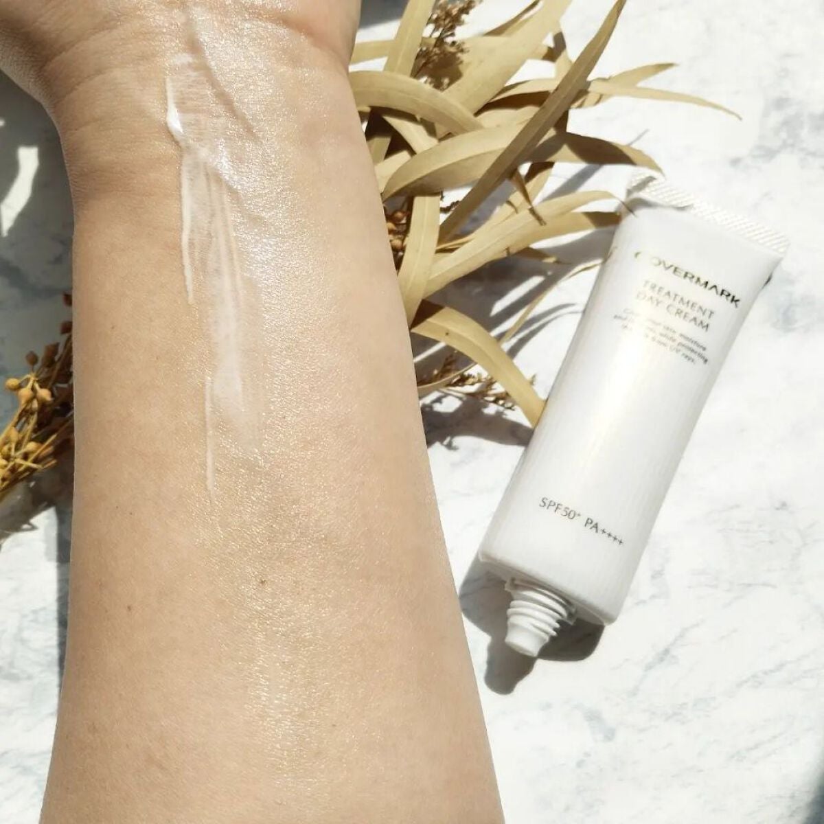 トリートメント デイ クリーム/COVERMARK/日焼け止めクリームを使ったクチコミ(4枚目)