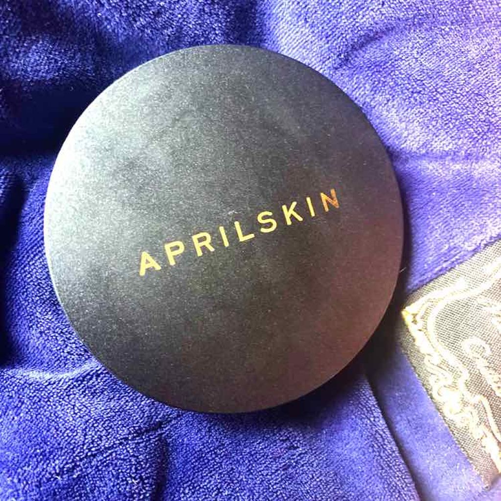 マジックスノークッション ブラック 2.0/APRILSKIN/クッションファンデーションを使ったクチコミ（1枚目）