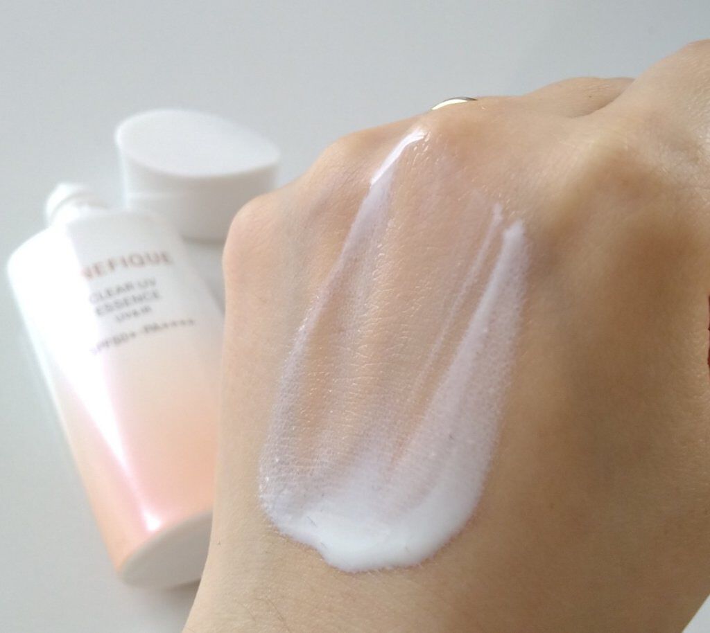 ベネフィーク クリア UV エッセンス（ＵＶ＆ＩＲ）/BENEFIQUE/日焼け止めローションを使ったクチコミ（3枚目）