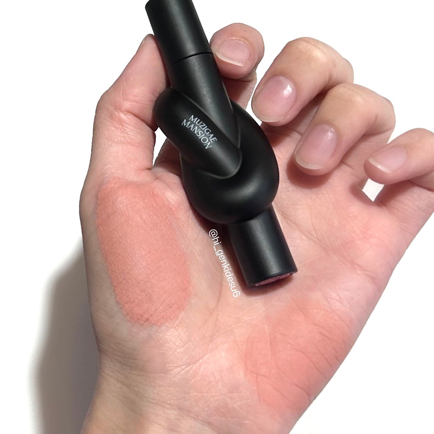 FilliMilli ポータブルワイドリップブラシ931/fillimilli/メイクブラシを使ったクチコミ(2枚目)