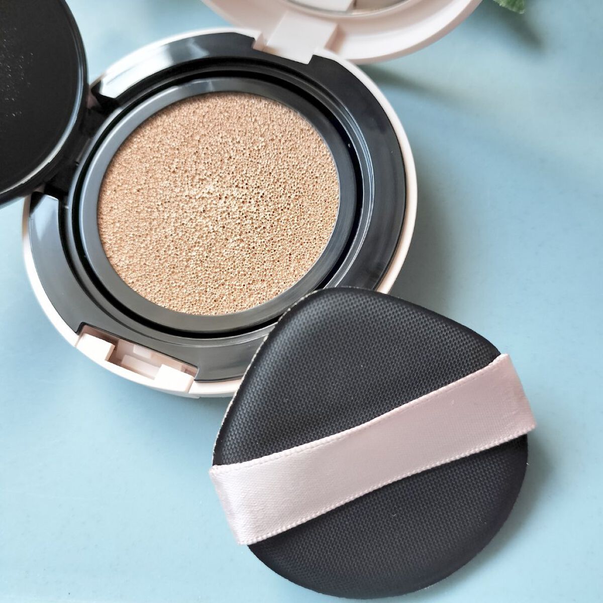 クッションファンデーション/CEZANNE/クッションファンデーションを使ったクチコミ（2枚目）