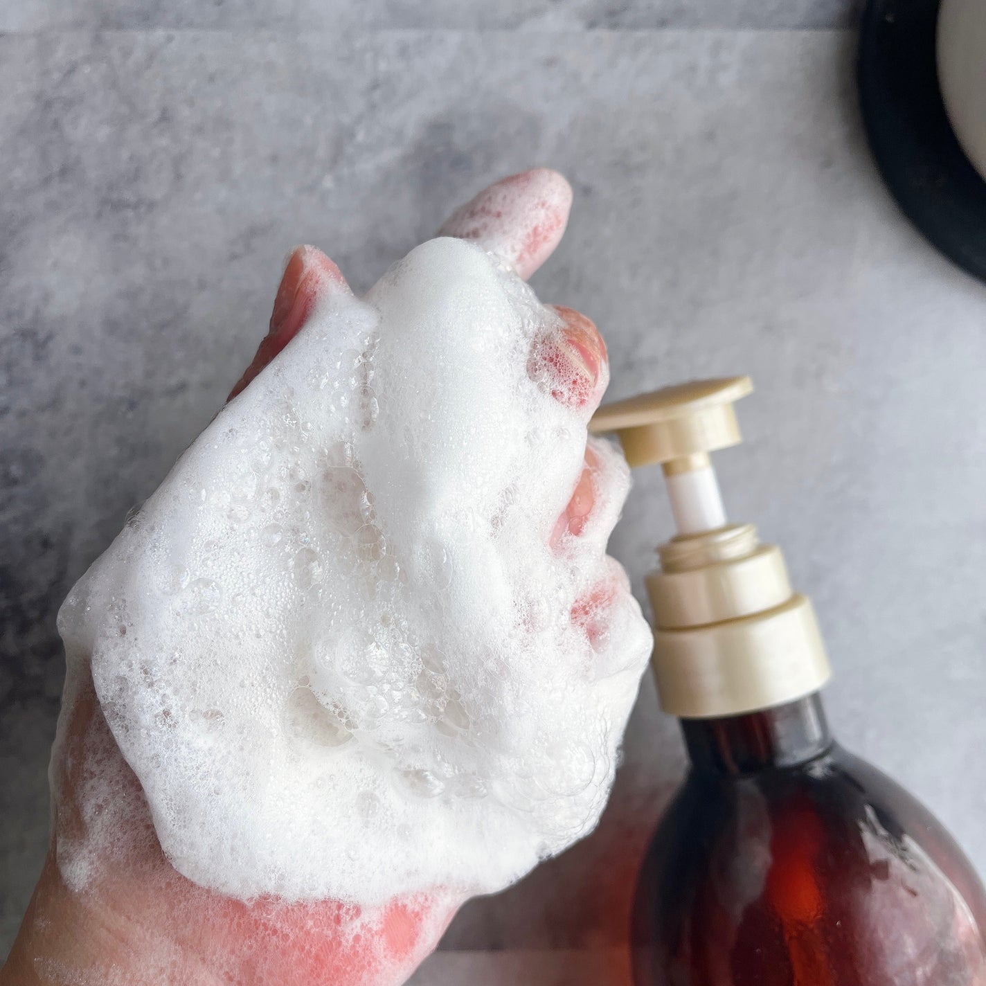 ブラッククリスタル シャンプー & トリートメント/BLACK CRYSTAL/サロンシャンプーを使ったクチコミ(3枚目)