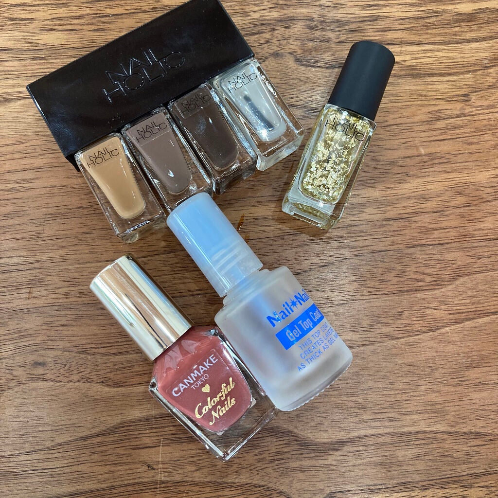 カラフルネイルズ/キャンメイク/マニキュアを使ったクチコミ(5枚目)