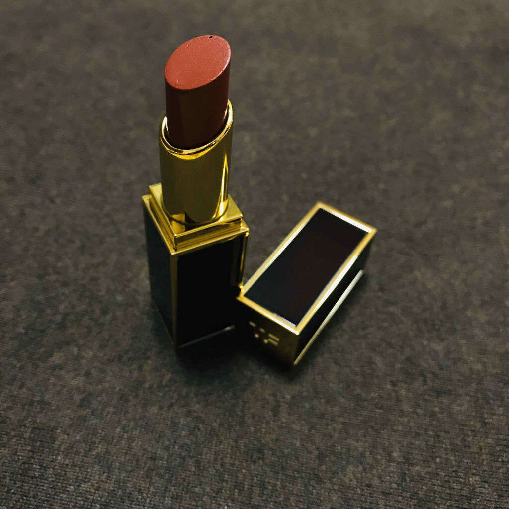 リップ カラー サテン マット 24 マロケイン/TOM FORD BEAUTY/口紅を使ったクチコミ（2枚目）
