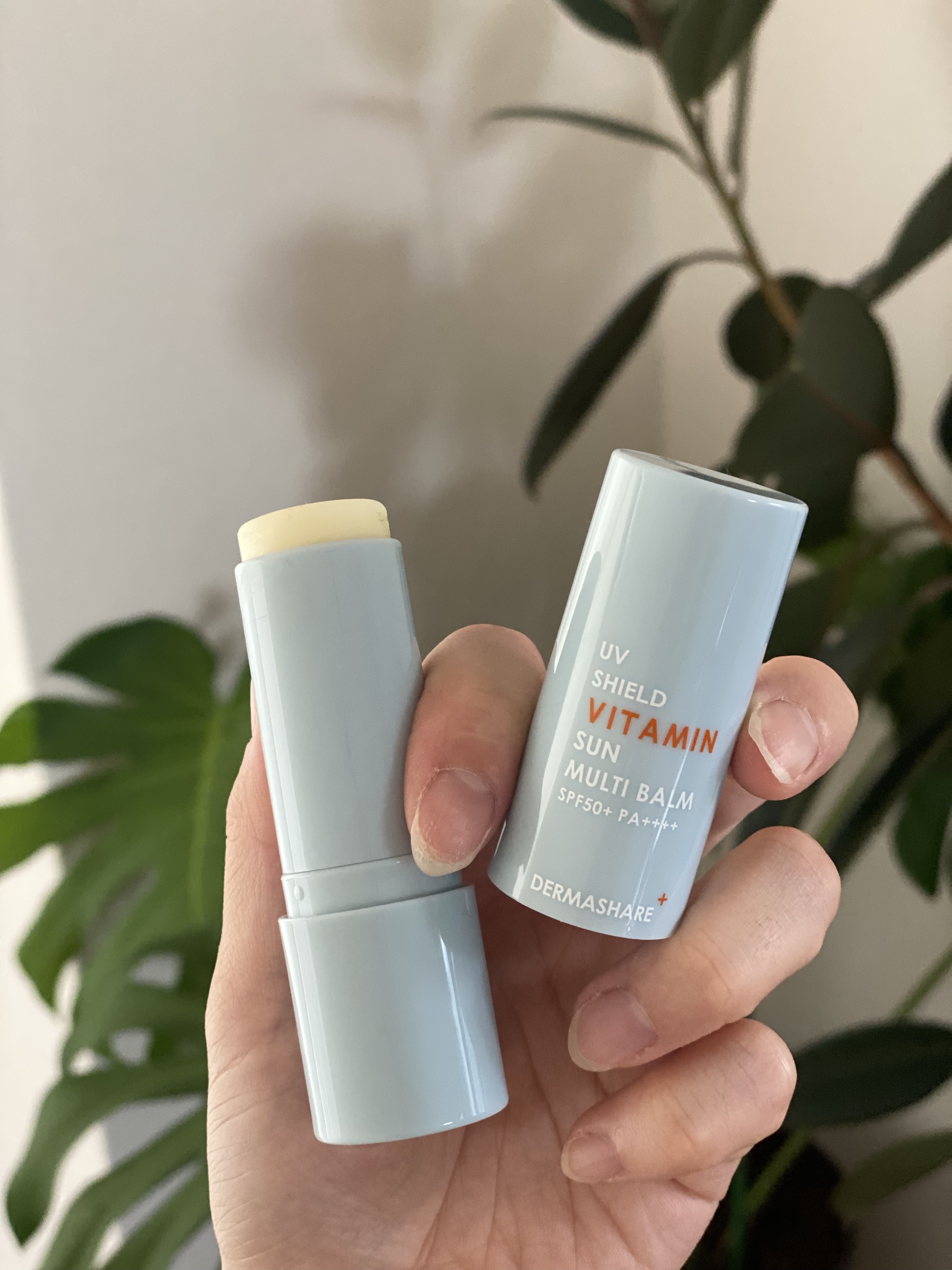 UVシールドビタミンサンマルチバーム/DERMASHARE/日焼け止めクリームを使ったクチコミ（1枚目）