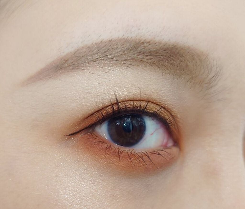 パウダー キス アイシャドウ/M・A・C/単色アイシャドウを使ったクチコミ(4枚目)