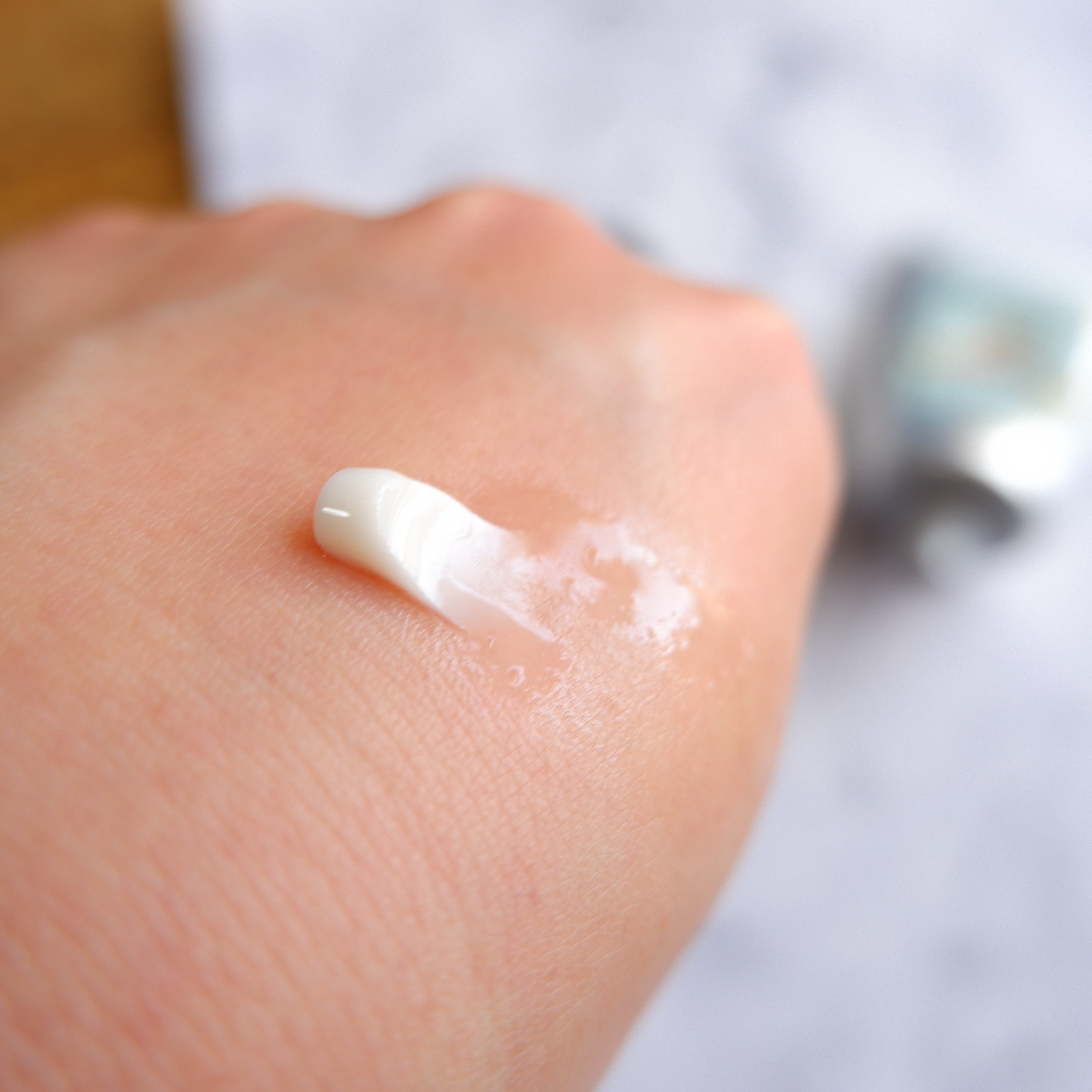 薬用足指さらさらクリーム/デオナチュレ/デオドラント・制汗剤を使ったクチコミ（2枚目）