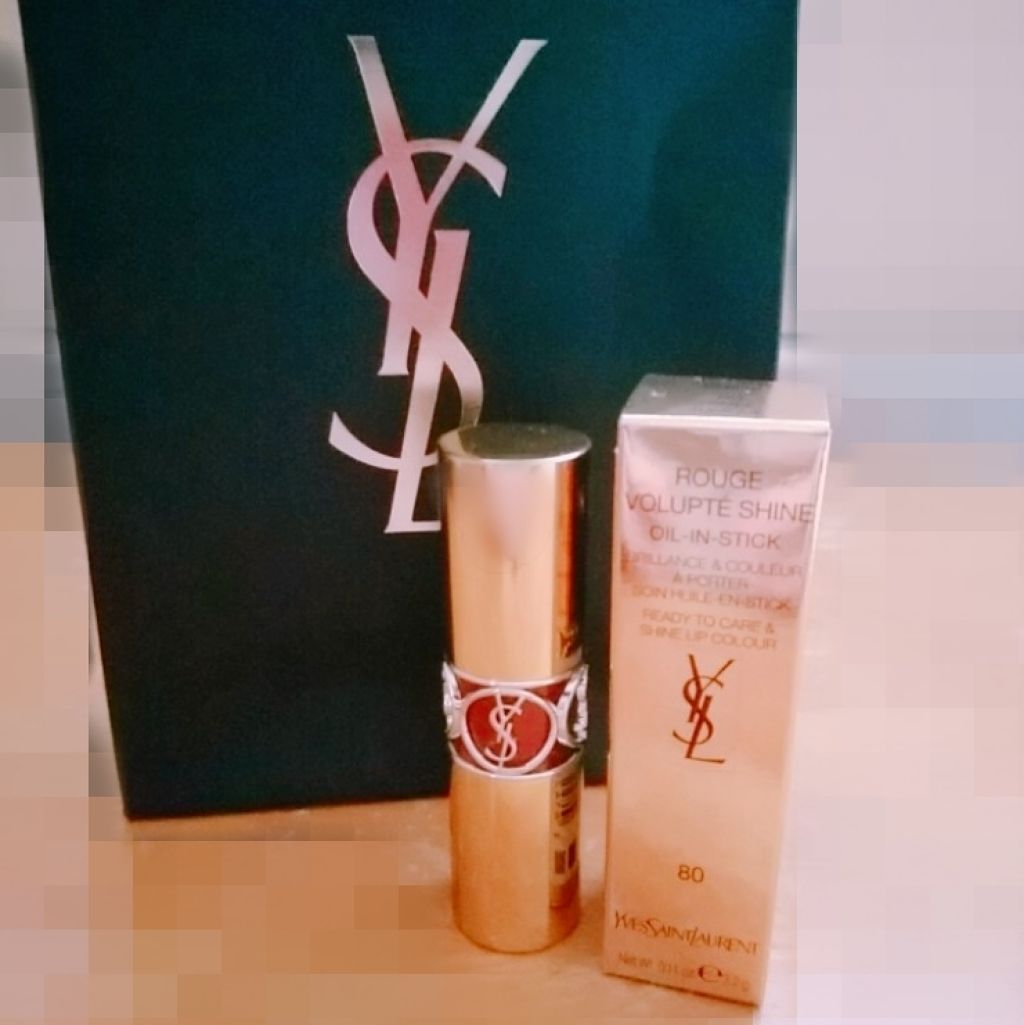ルージュ ヴォリュプテ シャイン/YVES SAINT LAURENT BEAUTE/口紅を使ったクチコミ(2枚目)