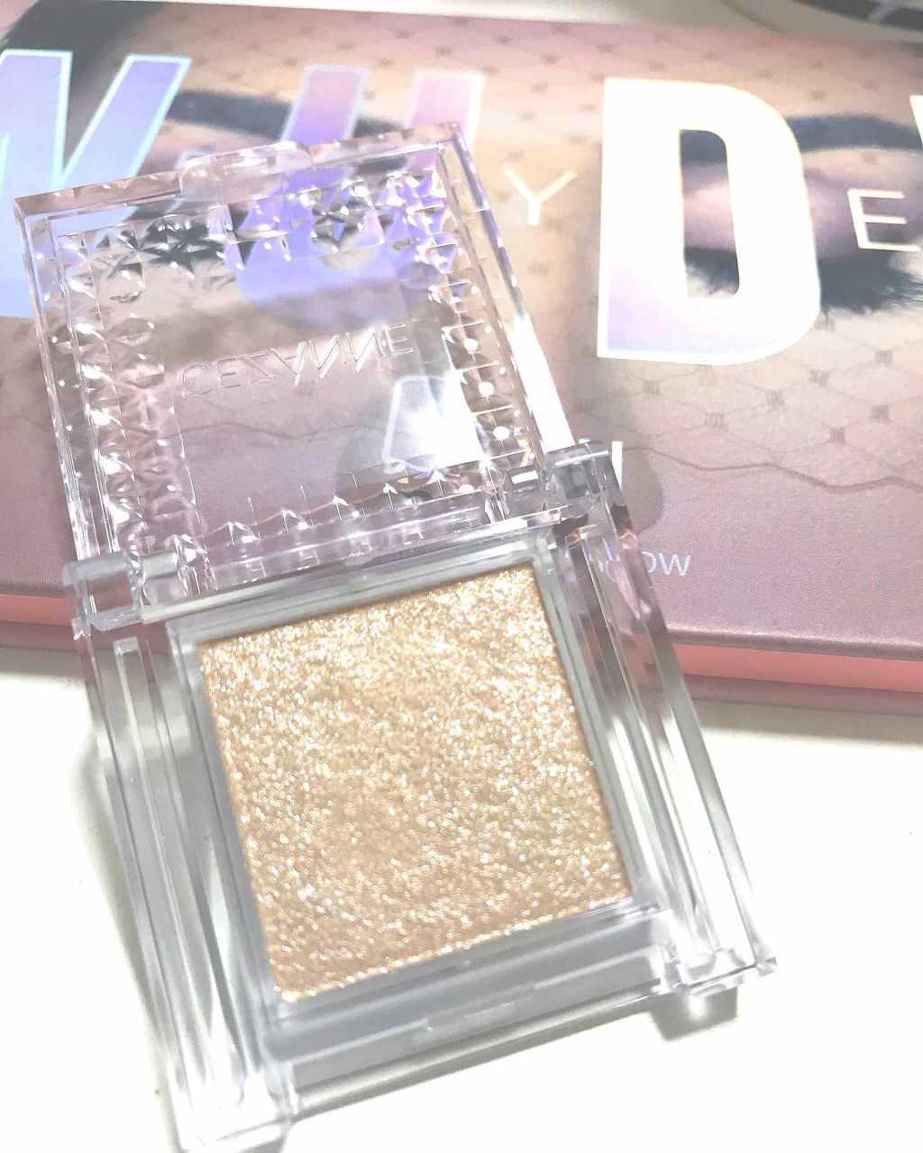 シングルカラーアイシャドウ/CEZANNE/単色アイシャドウを使ったクチコミ(2枚目)