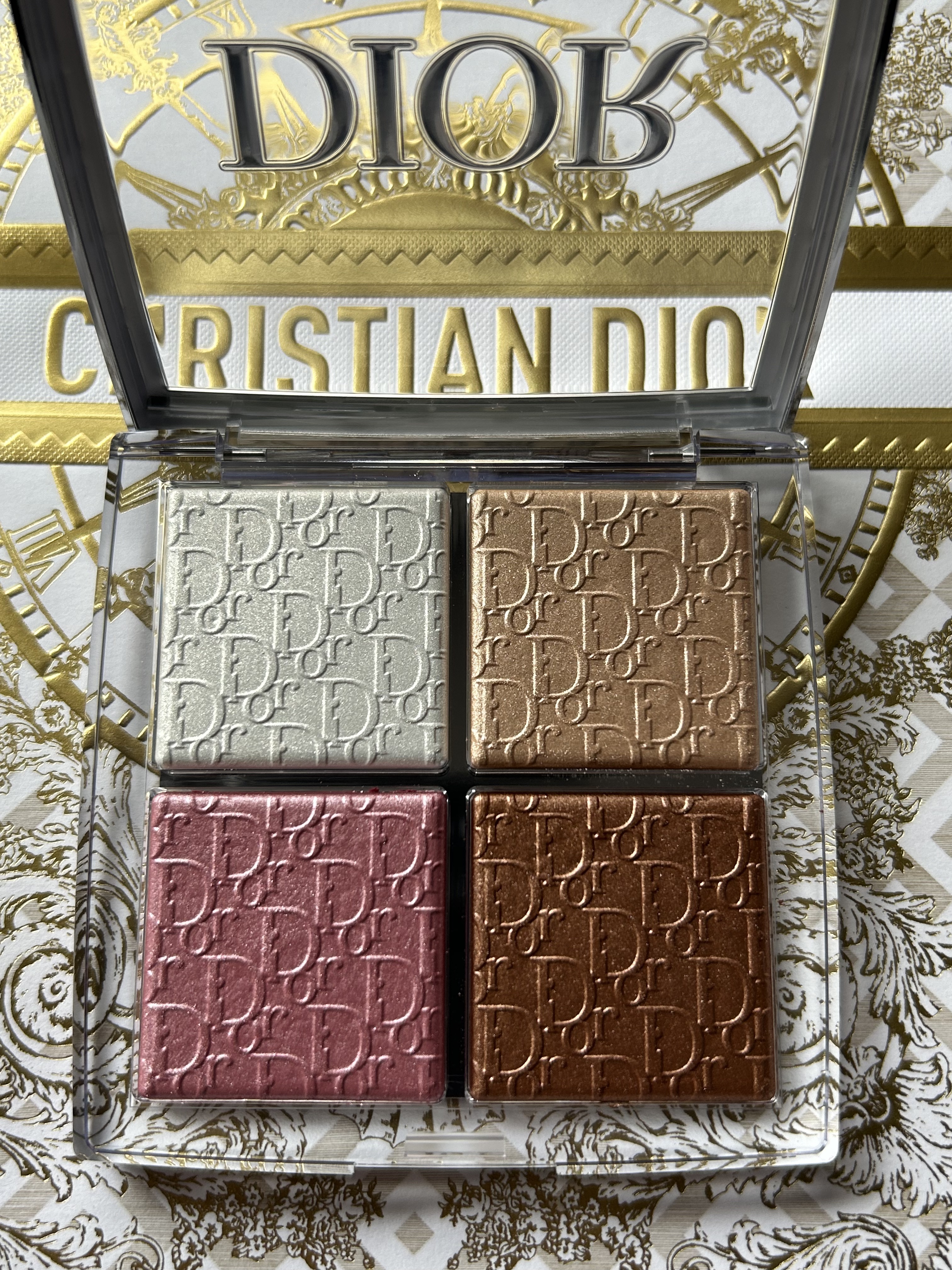 ディオール バックステージ フェイス グロウ パレット/Dior/ハイライトを使ったクチコミ（3枚目）