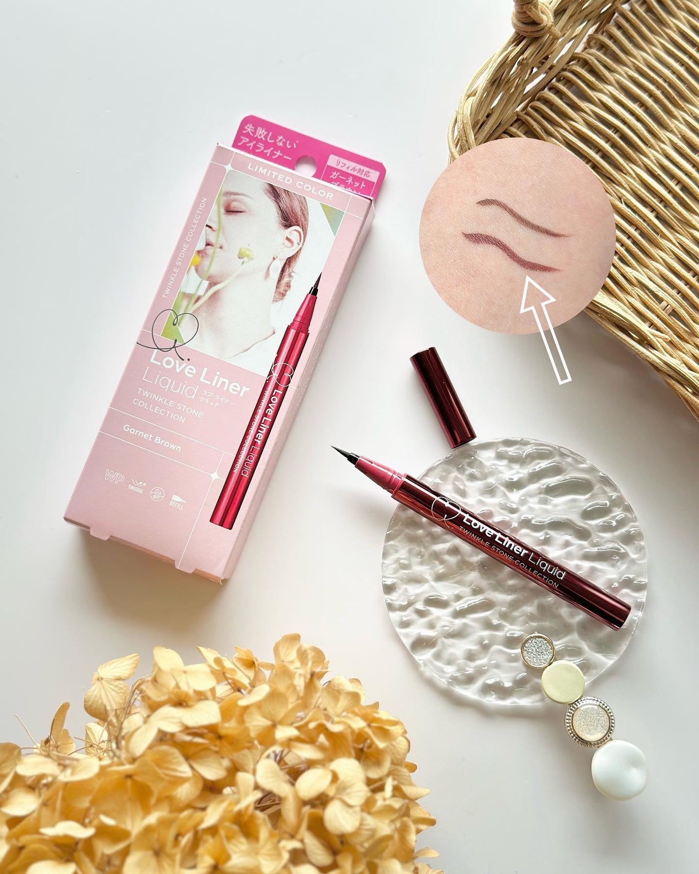 ラブ・ライナー リキッドアイライナーR4 トゥインクルストーンコレクション/ラブ・ライナー/リキッドアイライナーを使ったクチコミ(4枚目)