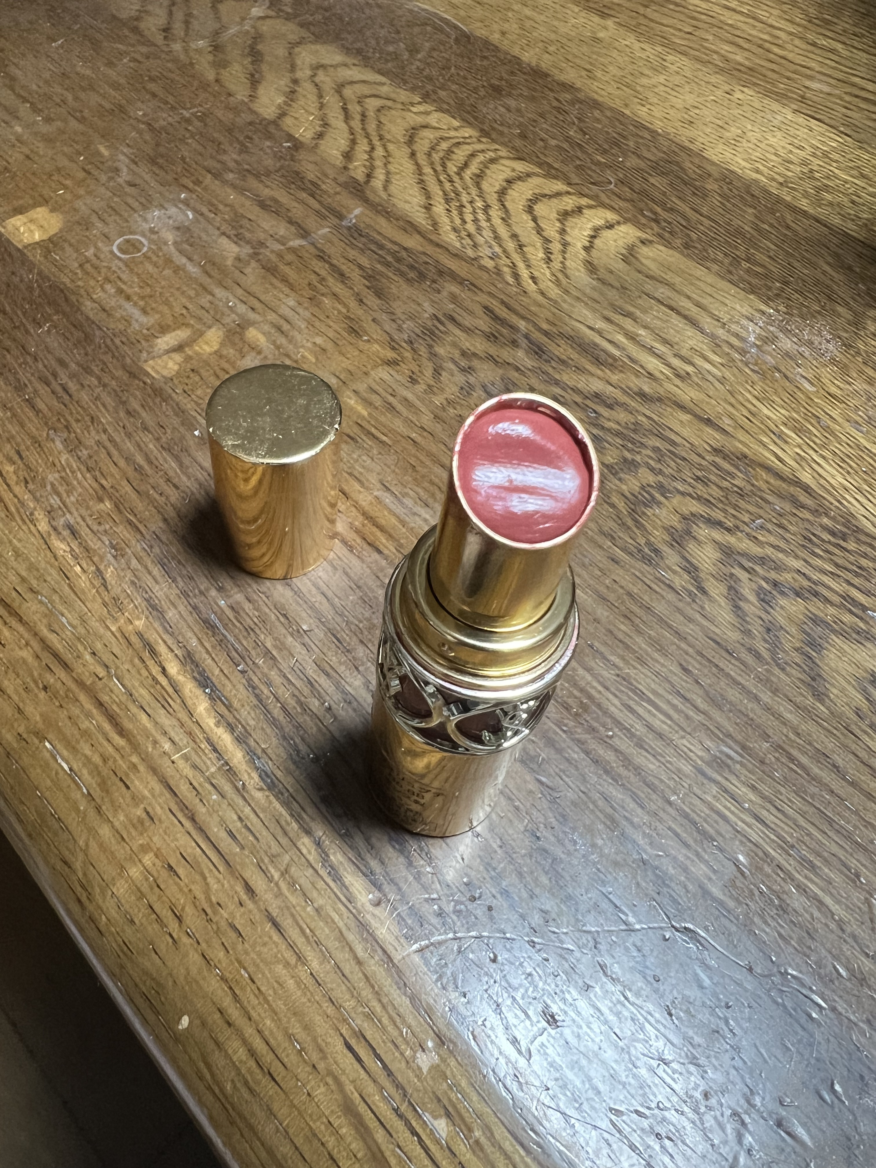 ルージュ ヴォリュプテ シャイン/YVES SAINT LAURENT BEAUTE/口紅を使ったクチコミ（1枚目）