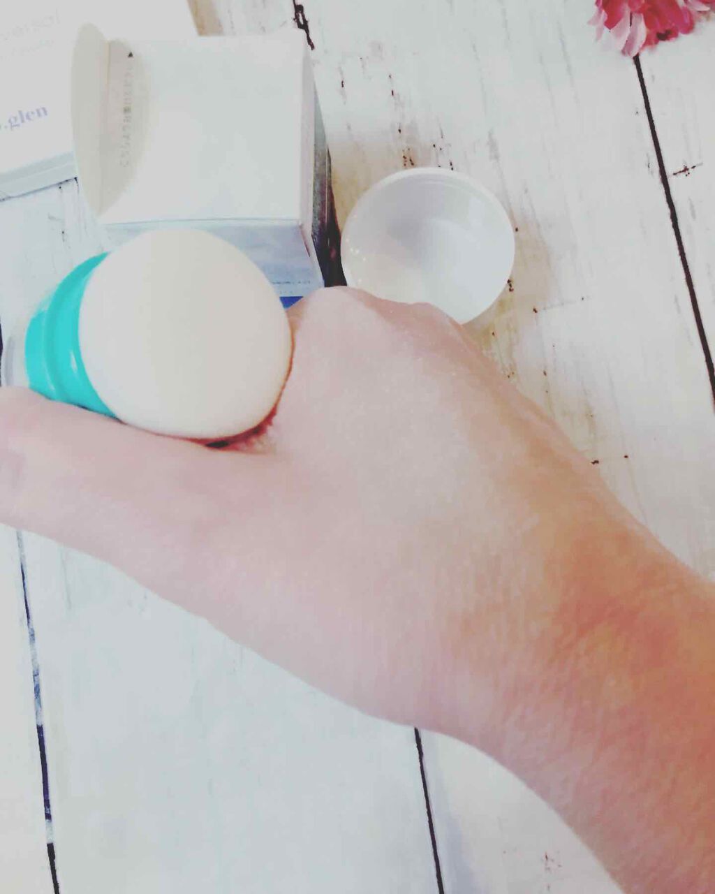 ihana WHITE スキンケアVCスノーパウダー/IHANA/ルースパウダーを使ったクチコミ（2枚目）