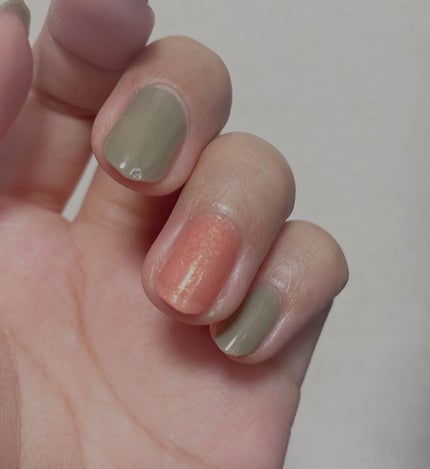 カラフルネイルズ/キャンメイク/マニキュアを使ったクチコミ(3枚目)