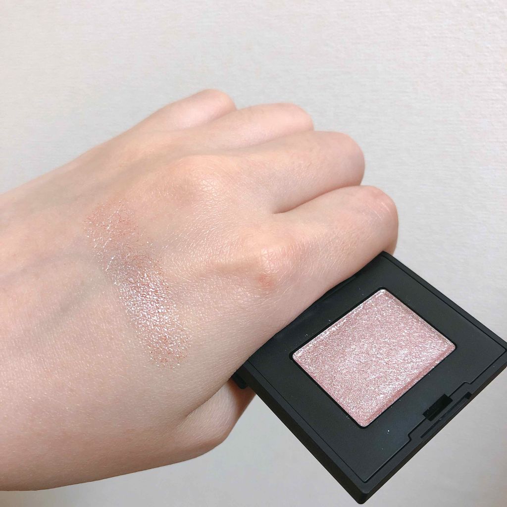 ハードワイヤードアイシャドー/NARS/単色アイシャドウを使ったクチコミ（2枚目）