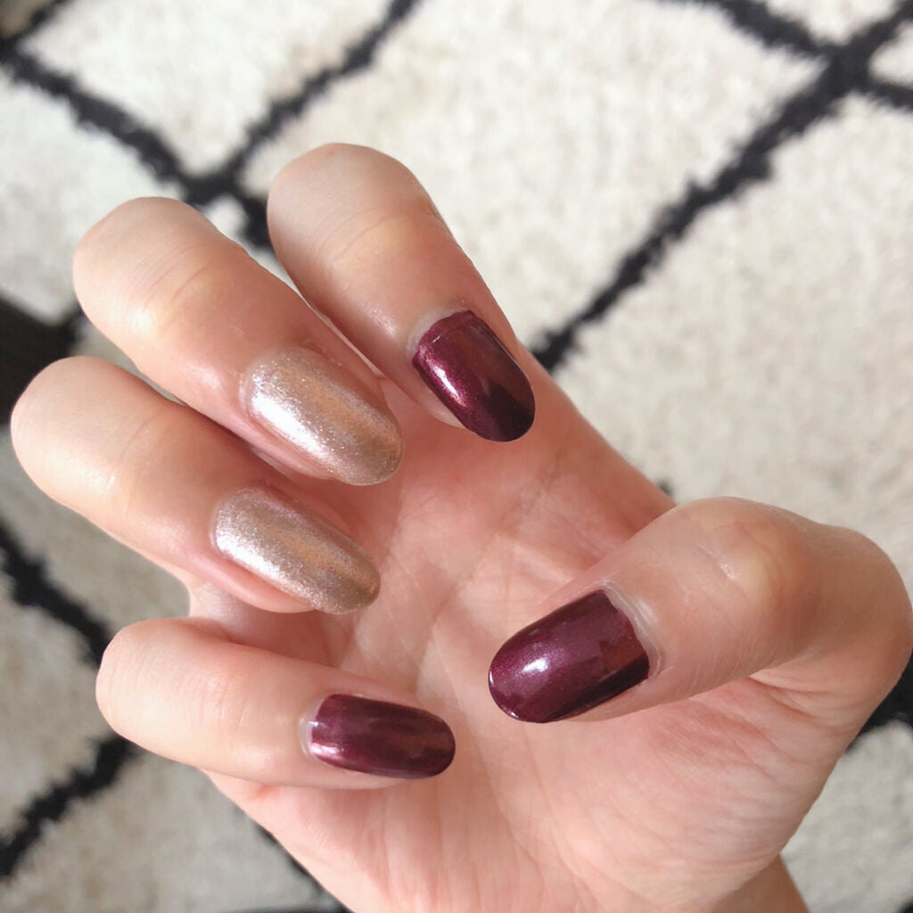 ネイルホリック Future Metal/ネイルホリック/マニキュアを使ったクチコミ(2枚目)