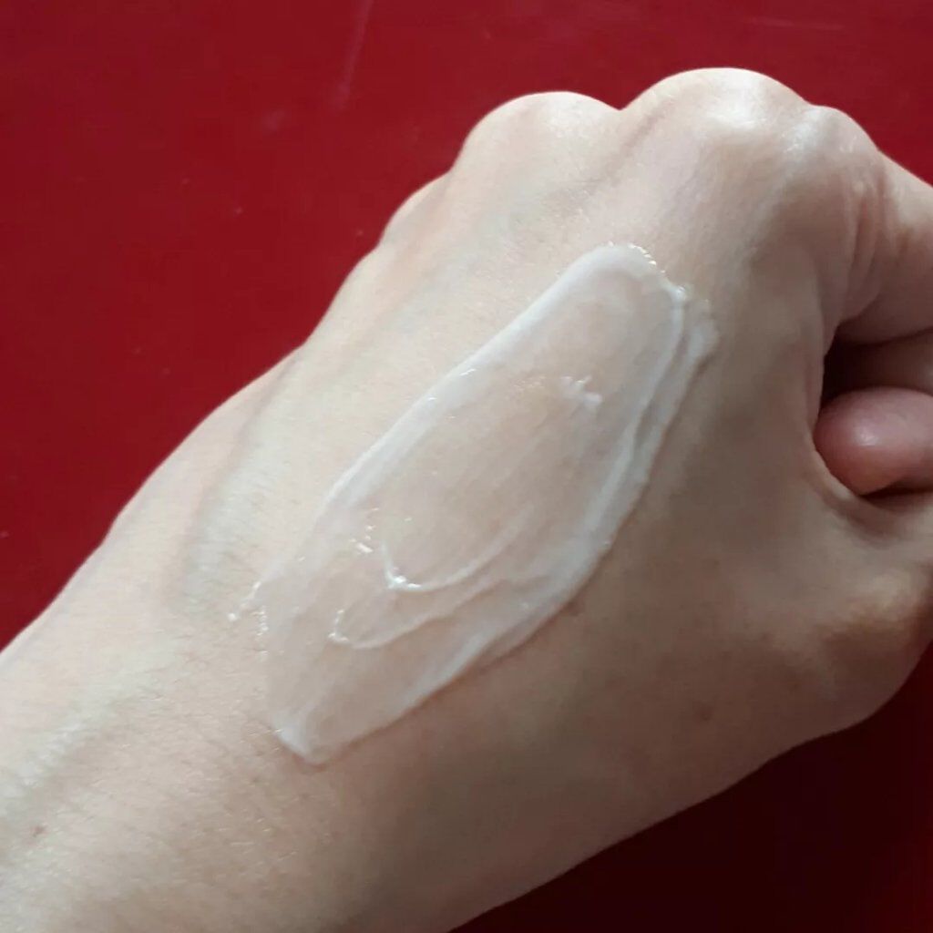 センサイ エッセンスデイヴェール/SENSAI/美容液を使ったクチコミ(4枚目)