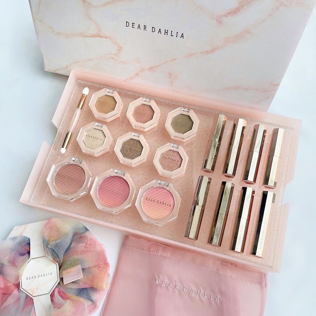 ブルーミング エディション パラダイス ジェリー シングル アイシャドウ/DEAR DAHLIA/ジェル・クリームアイシャドウを使ったクチコミ(1枚目)