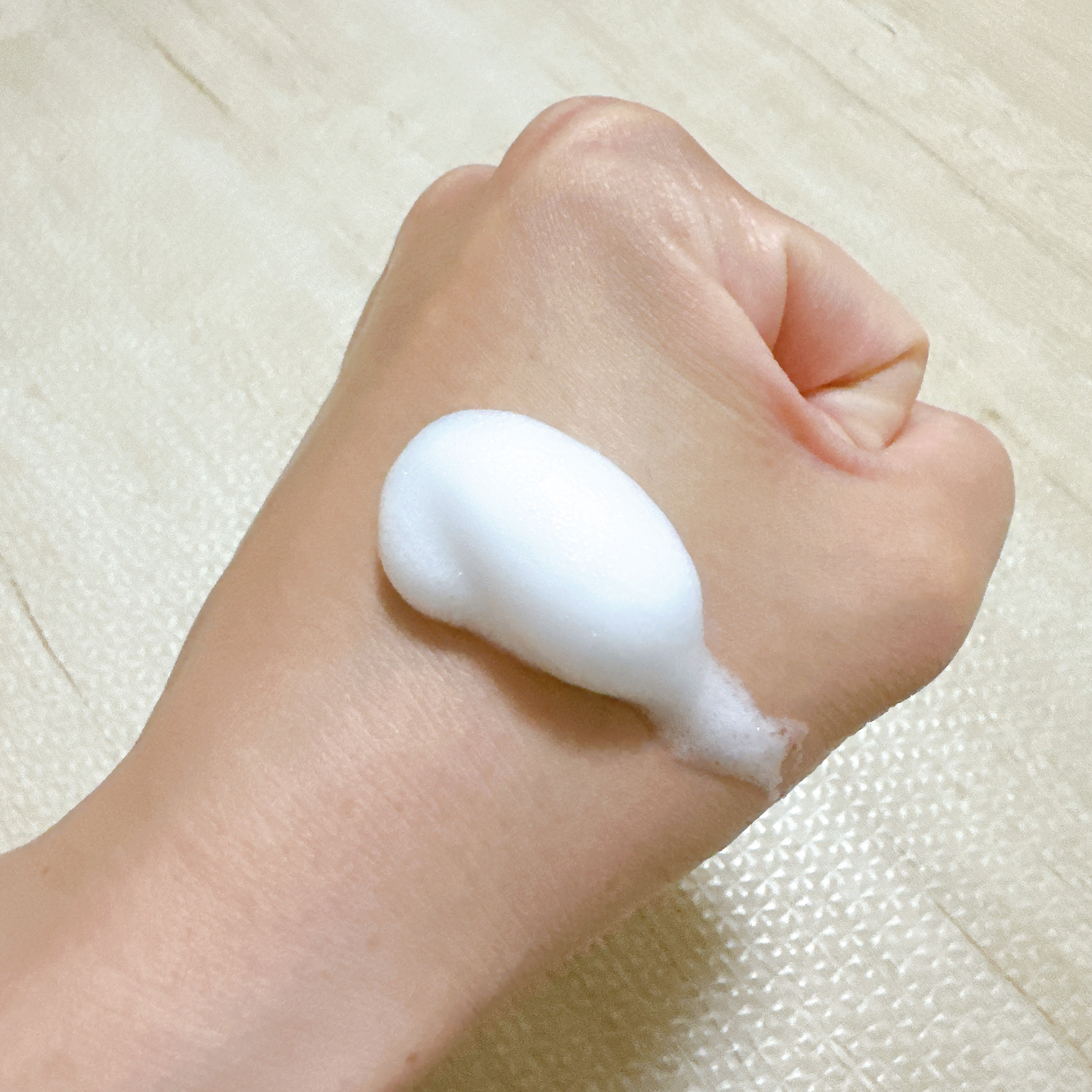 エッセンシャル ワンステップクレンズ/BENEFIQUE/泡洗顔を使ったクチコミ（3枚目）