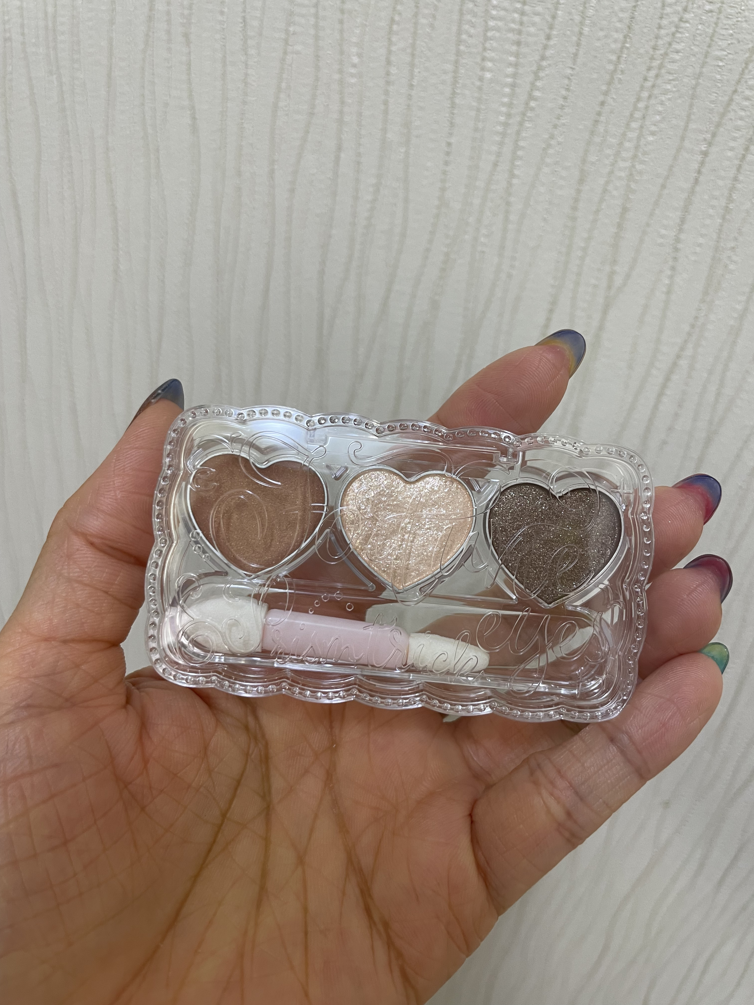 プリズムトリック 01 クリスタルベージュ/フォーチュン/アイシャドウパレットを使ったクチコミ（2枚目）