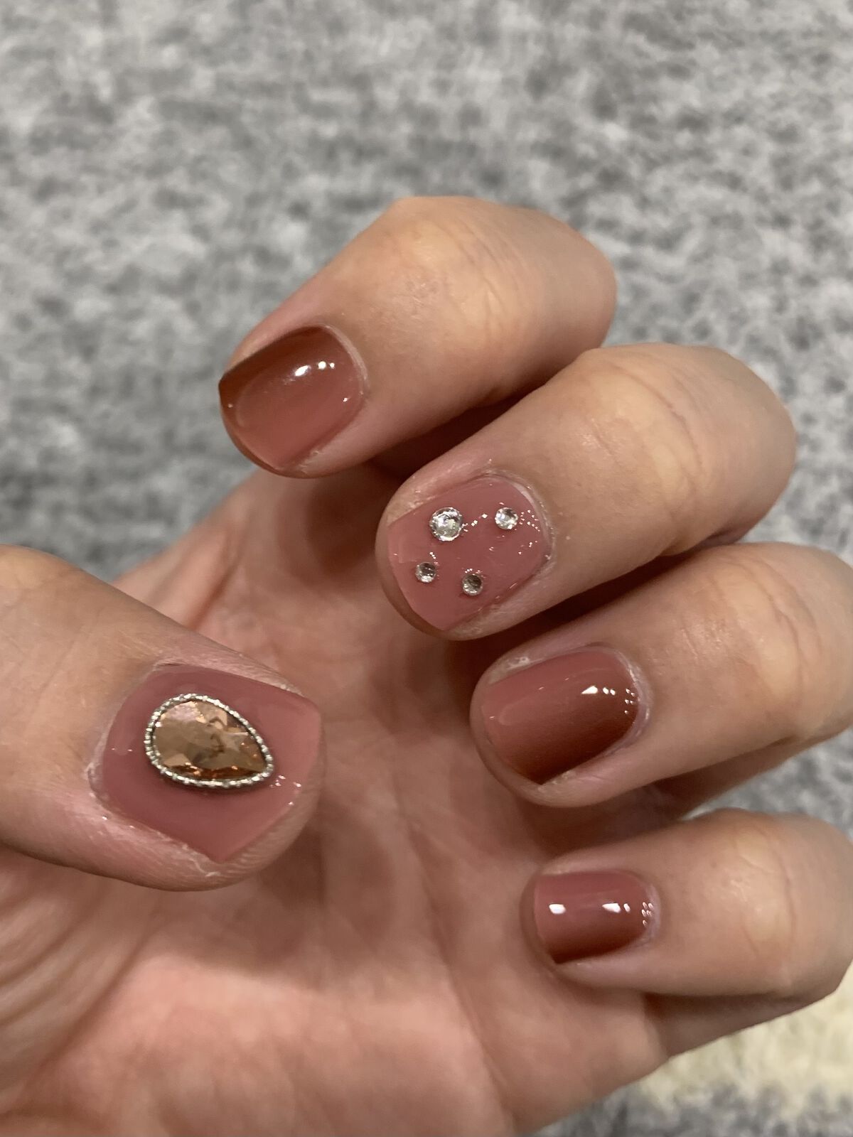 セミキュアジェルネイル（ハンド） NP-005-J N オウディーバ(Oh Diva)(Dramatic Jewelry Collection)/ohora/ネイルシールを使ったクチコミ（2枚目）