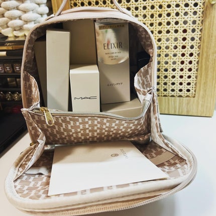 u.フォロバ on LIPS 「#herlipto#ムック本届いたー!大容量でストック用に良さ..」(2枚目)