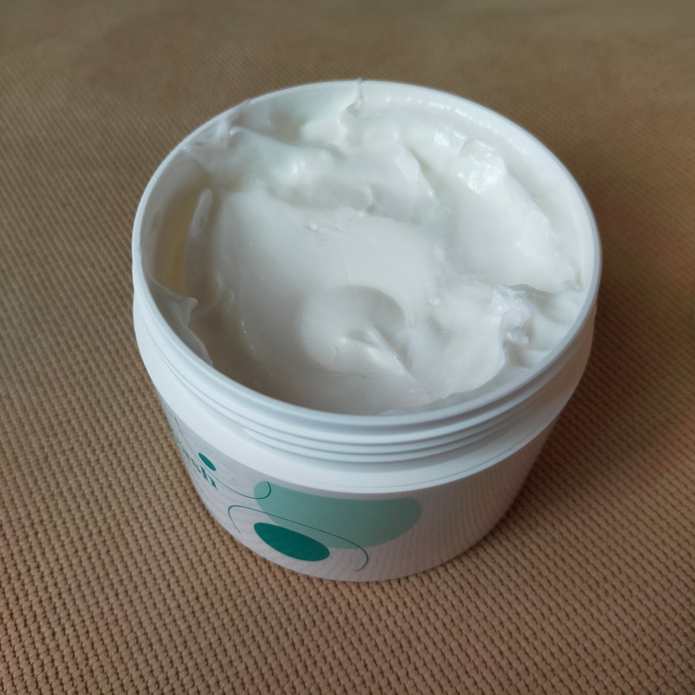 ダヴ クリームボディウォッシュ コンフォートモイスチャー/ダヴ/ボディソープを使ったクチコミ(2枚目)