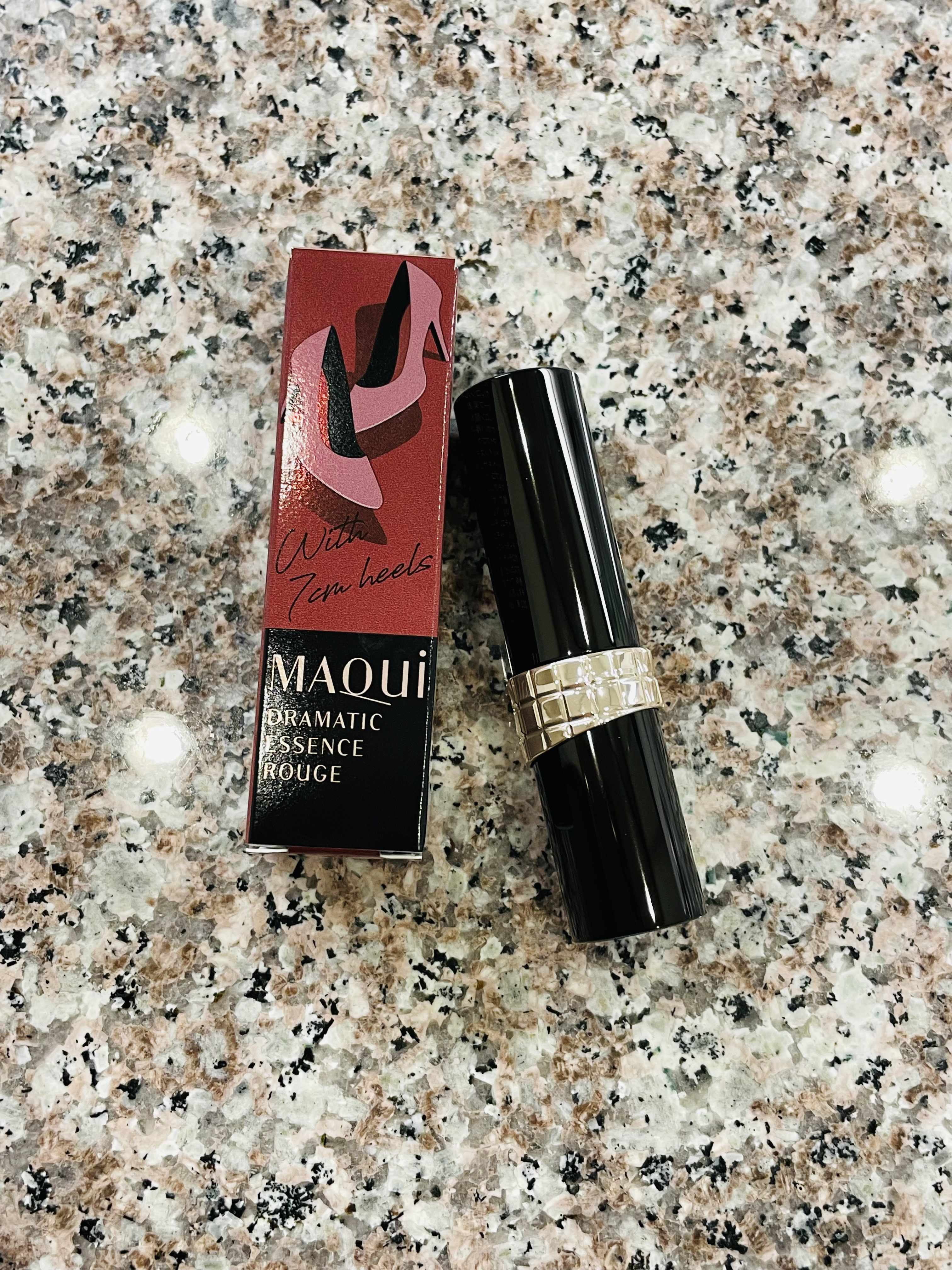 ドラマティックエッセンスルージュ/マキアージュ/口紅を使ったクチコミ（2枚目）