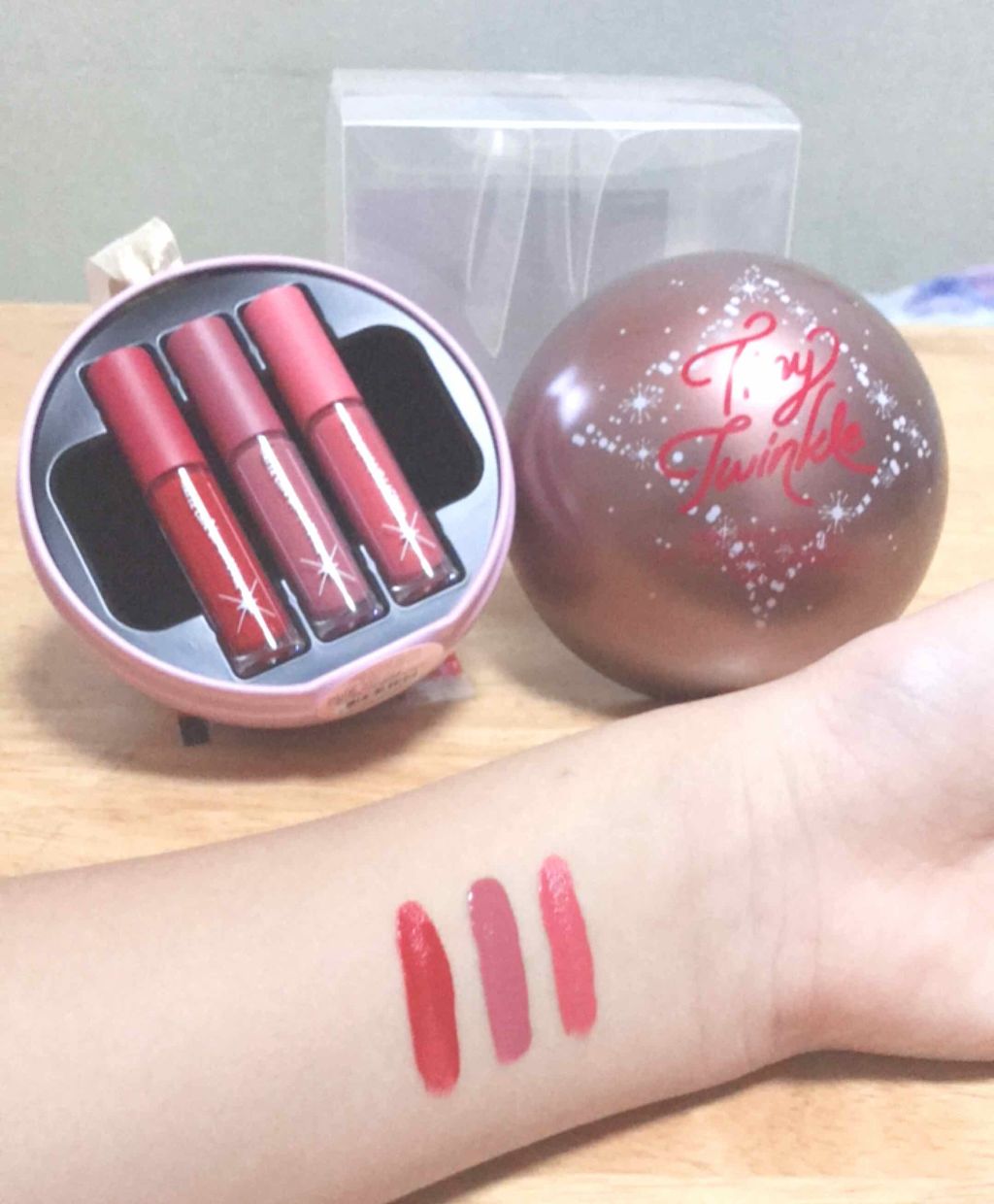 タイニートゥインクル ミニマットシックリップラッカーオーナメント/ETUDE/口紅を使ったクチコミ（2枚目）