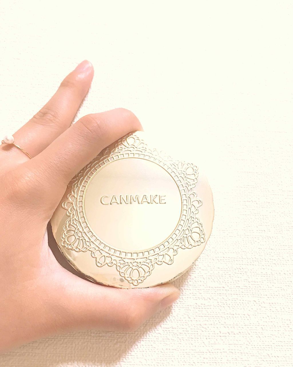 【旧品】マシュマロフィニッシュパウダー/キャンメイク/プレストパウダーを使ったクチコミ(1枚目)