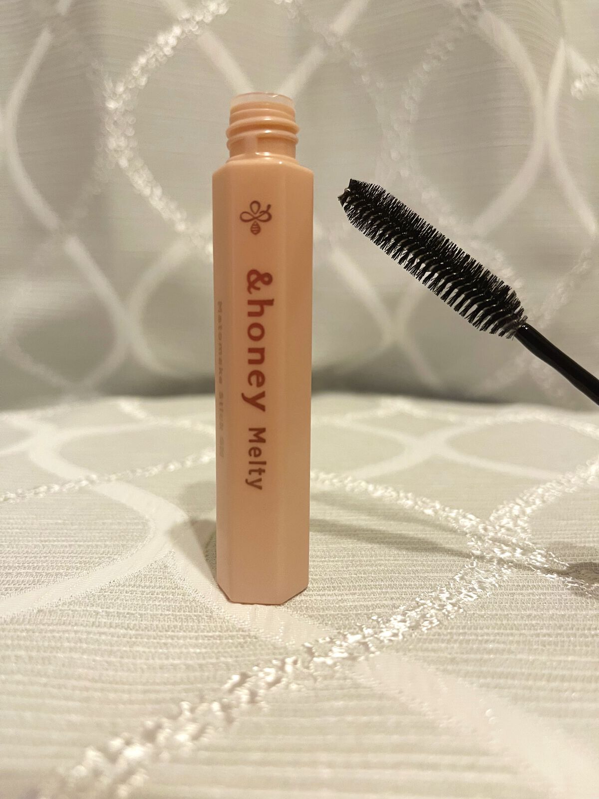 アンドハニー メルティ マトメイクスティック スーパーホールド 4.0/&honey/ヘアジェルを使ったクチコミ（2枚目）