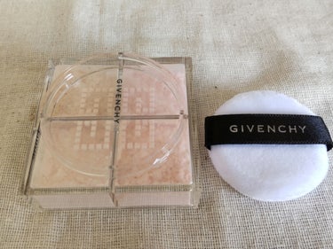 プリズム・リーブル/GIVENCHY/ルースパウダーを使ったクチコミ（3枚目）