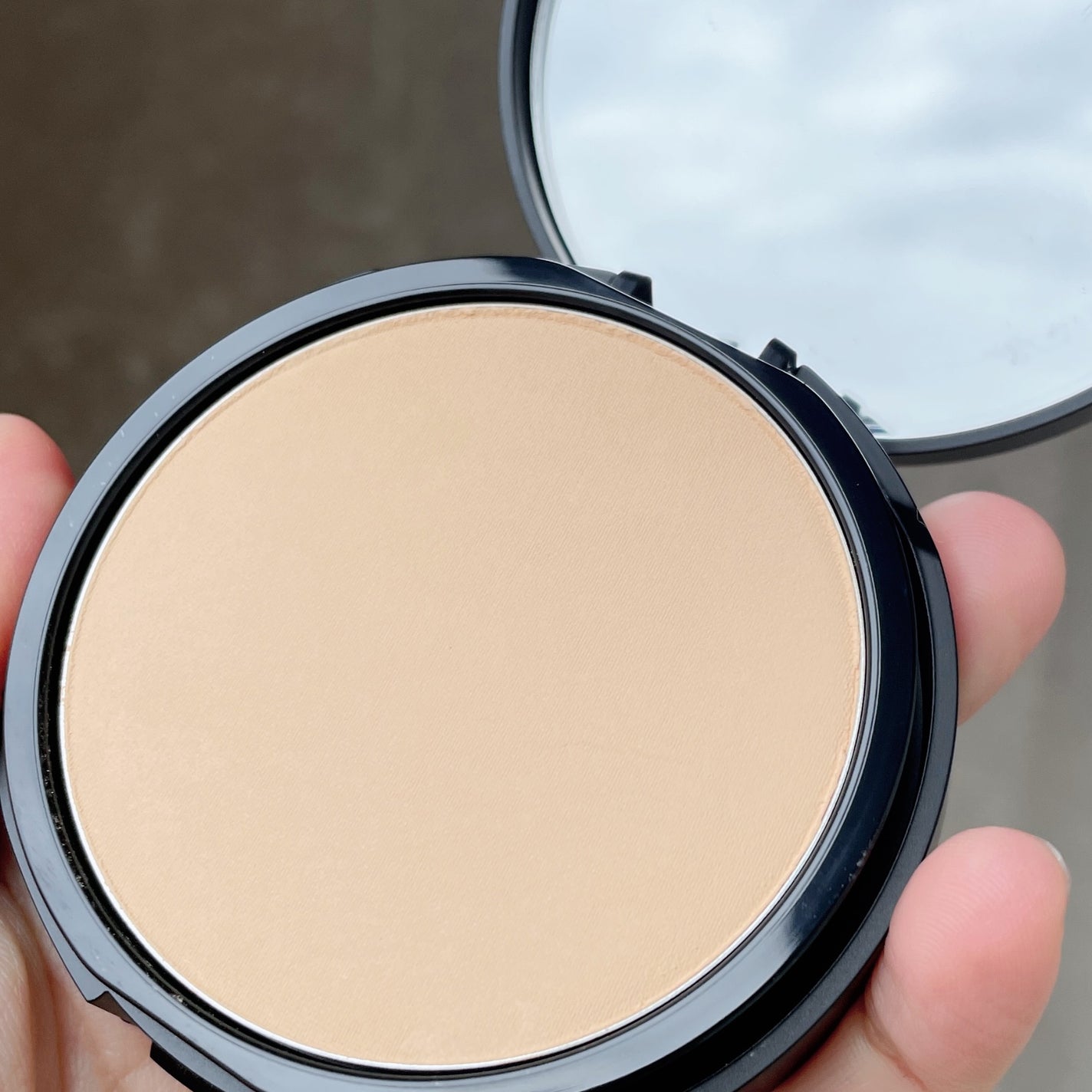 ベアプロ 16HR パウダー ファンデーション/bareMinerals/パウダーファンデーションを使ったクチコミ(2枚目)