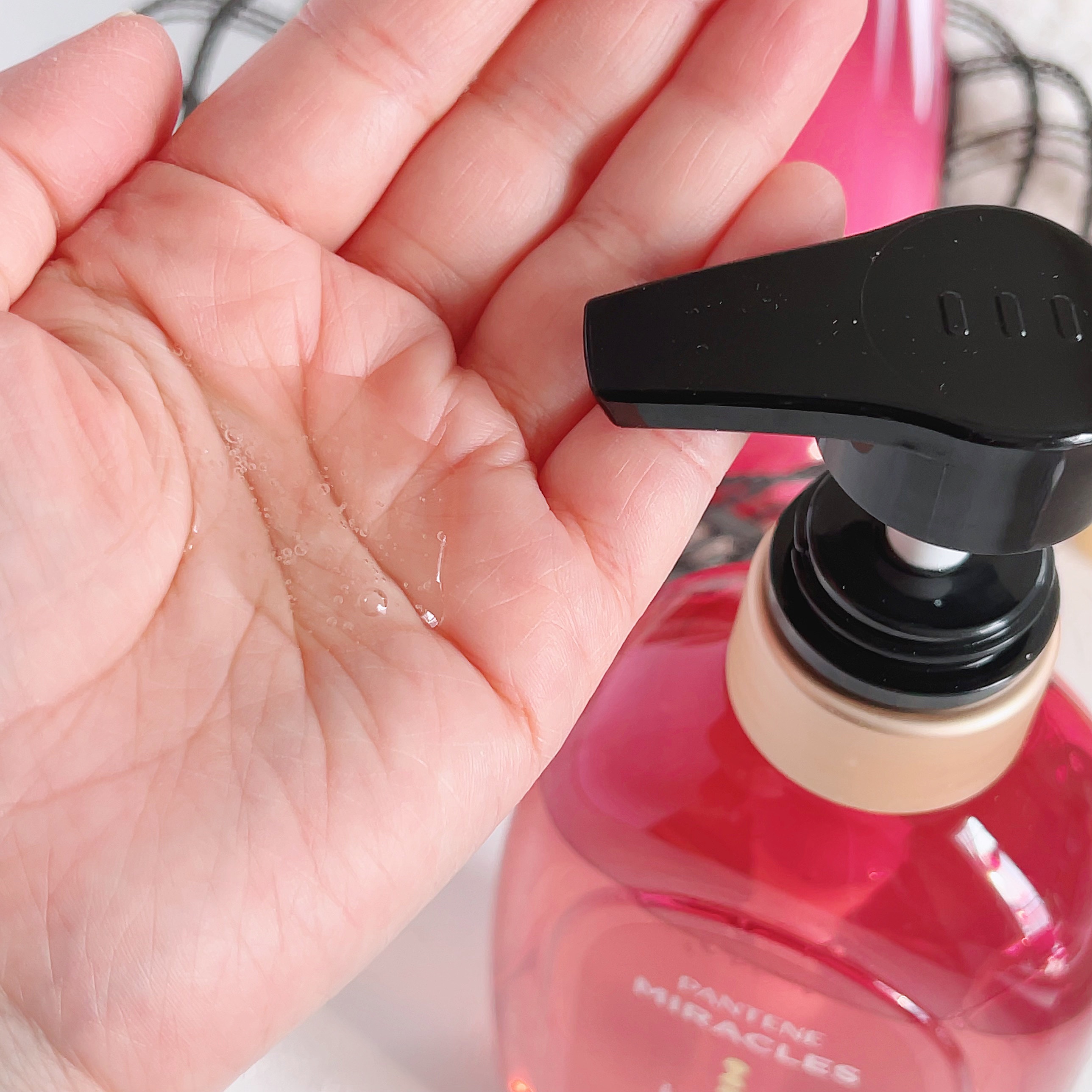 ボンドリペアシリーズ  カラーシャイン＆リペア  ヘアマスク 125g/パンテーン/ヘアマスク・ヘアパックを使ったクチコミ（2枚目）