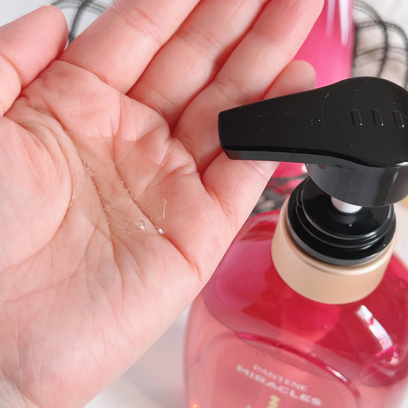 ボンド リペア (カラーシャイン & リペア) シャンプー & トリートメント/パンテーン/市販シャンプーを使ったクチコミ(2枚目)