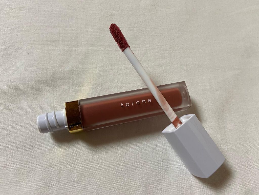 トーン ペタル エッセンス グロス/to/one/リップグロスを使ったクチコミ(7枚目)