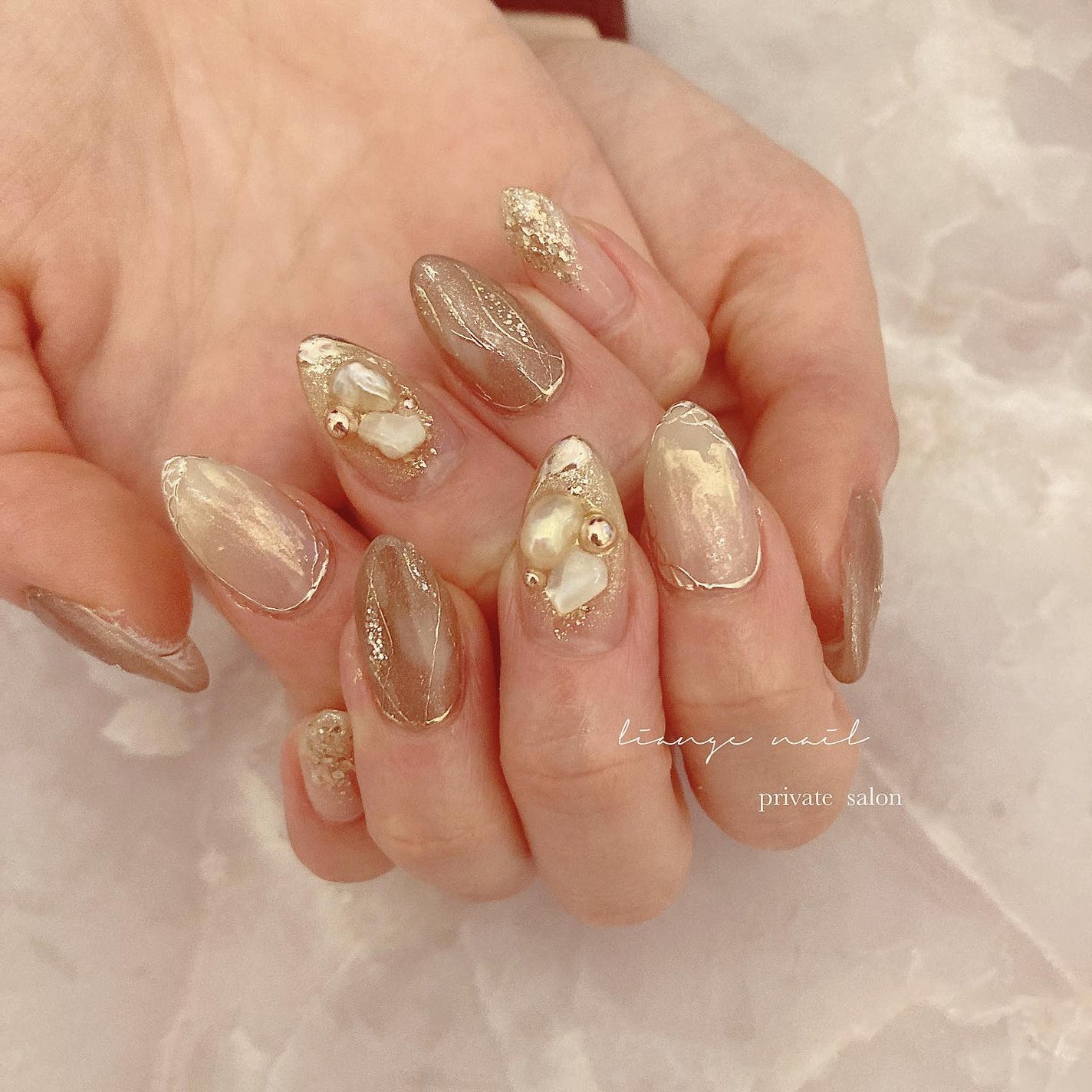 Yuki on LIPS 「.ブライダルネイル✨💍..使用item↓@rusele__▫︎..」(1枚目)