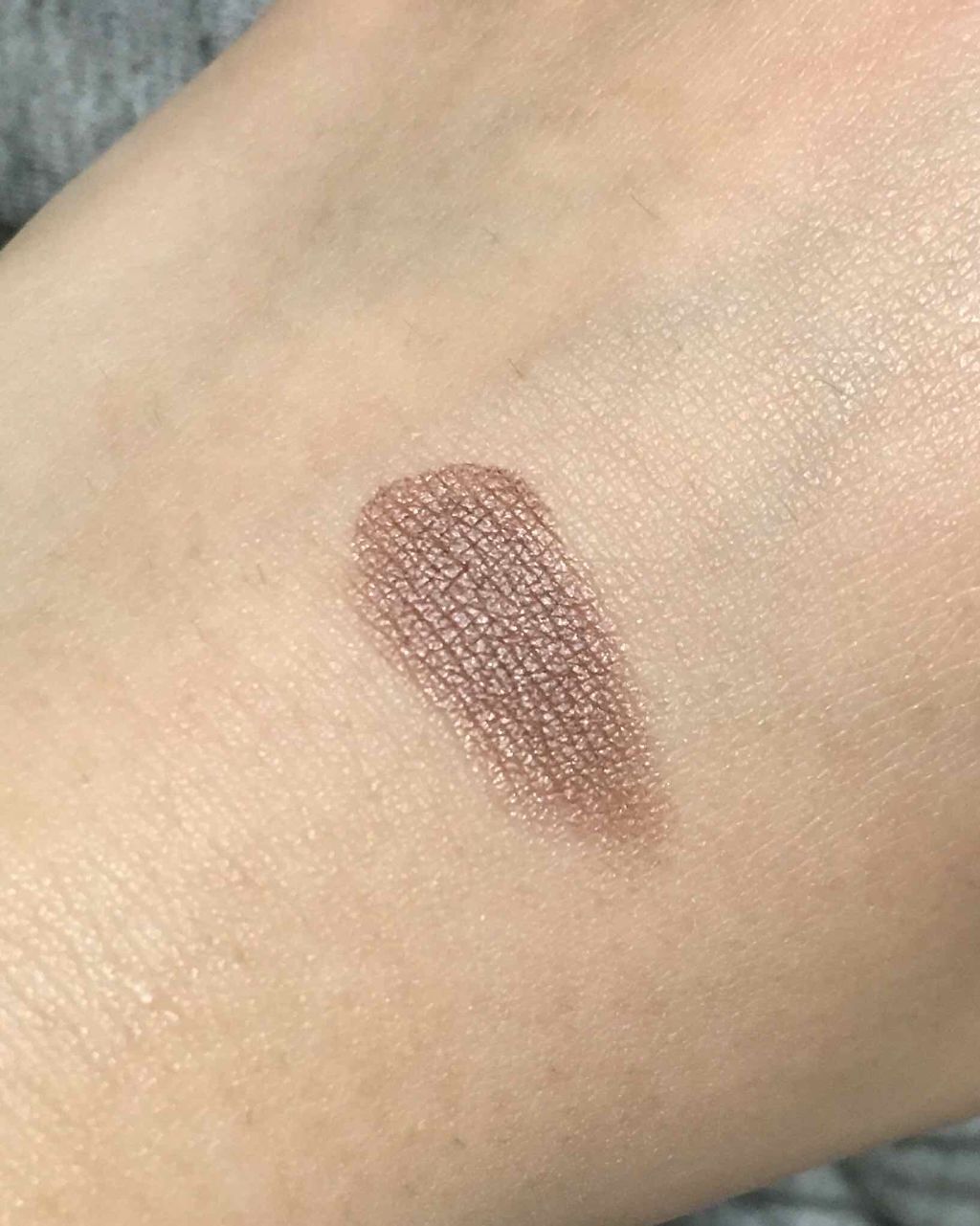 ピアープラッシュシャドウ/EGLIPS/単色アイシャドウを使ったクチコミ(2枚目)