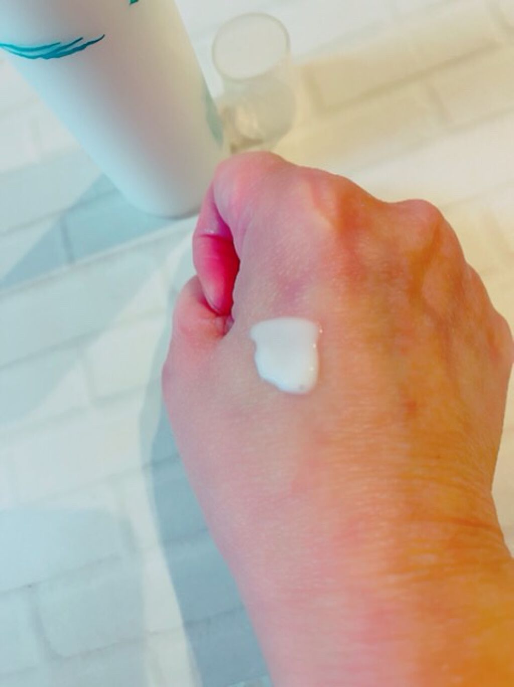 オタネ on LIPS 「肌深部までスッと浸透、うるおいで肌をバリアしてくれる#明色化粧..」(3枚目)