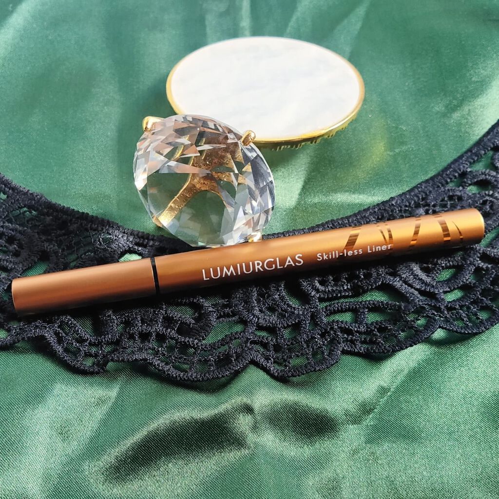 スキルレスライナー/LUMIURGLAS/リキッドアイライナーを使ったクチコミ(6枚目)