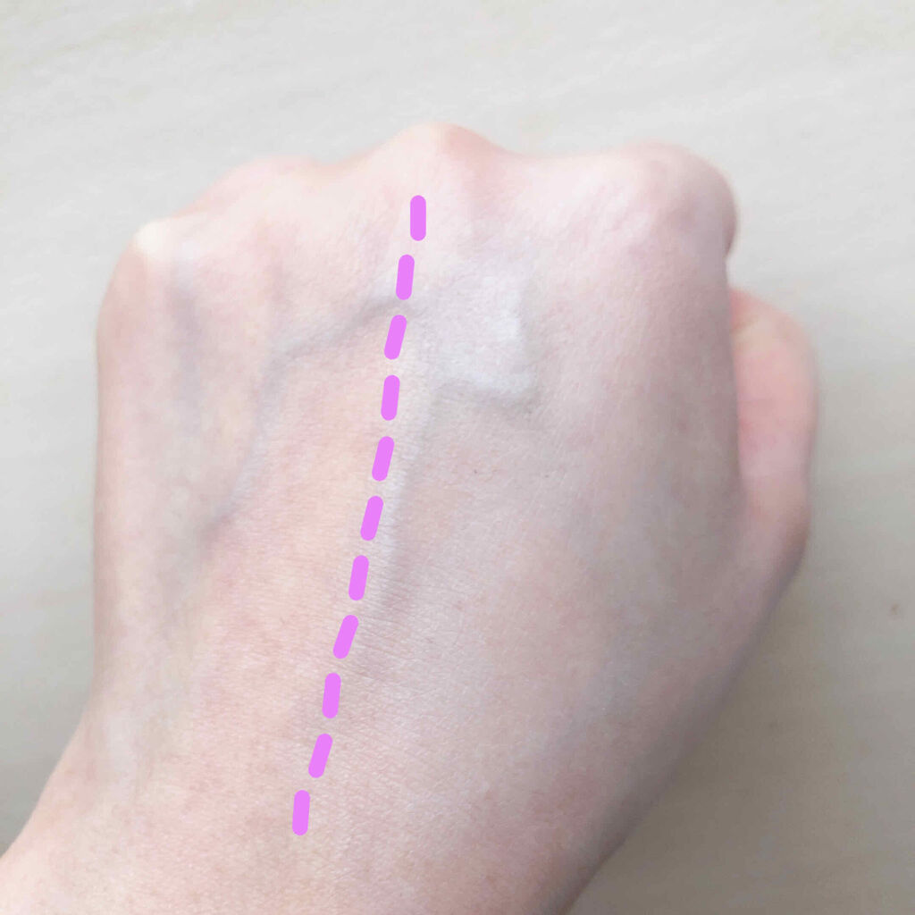 WHITE CREAMY CUSHION(ウユファンデ)/G9SKIN/化粧下地を使ったクチコミ（3枚目）