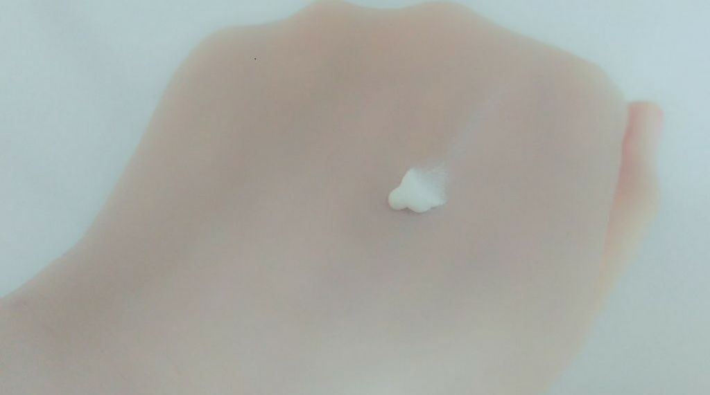 すっぴんクリーム マシュマロマット(パステルローズの香り)/クラブ/化粧下地を使ったクチコミ（2枚目）