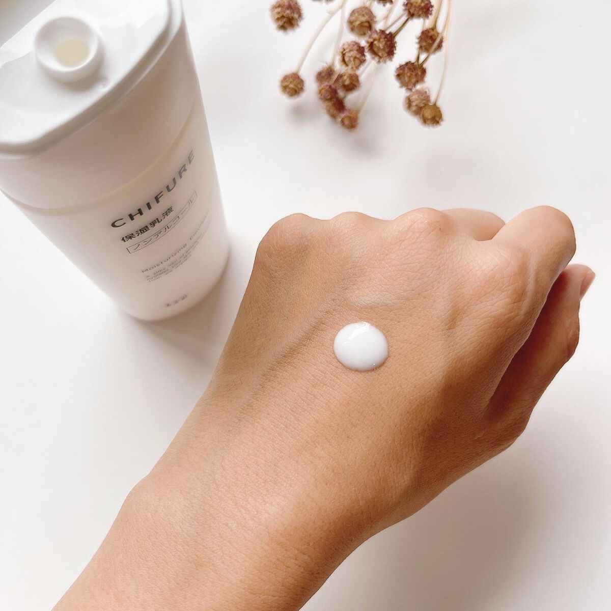 保湿化粧水 とてもしっとりタイプ/ちふれ/化粧水を使ったクチコミ(4枚目)